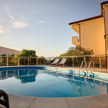 Aurea Apartment